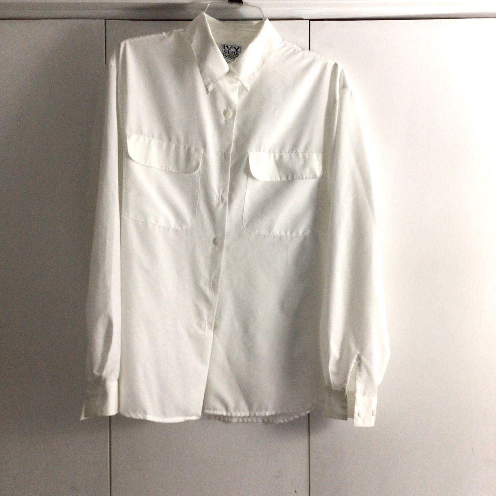 Women’s Ivy Club Classic Off-White Blouse-Size L